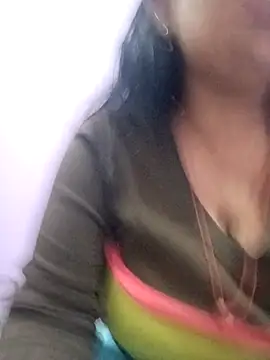 Hotty-Girl22 online show from February 6, 2026, 6:29 am