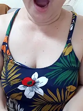 Yummyamasha online show from May 22, 2026, 2:01 pm