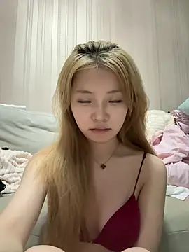 Snapshot of Rabbit-15 chatting on June 26, 2026, 12:31 pm Rabbit-15 online show from June 26, 2026, 12:31 pm