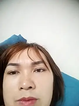 cute-hiphop online show from June 18, 2026, 5:08 am