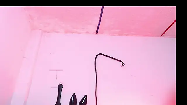 Girl Bondage online show from June 17, 2026, 1:45 pm