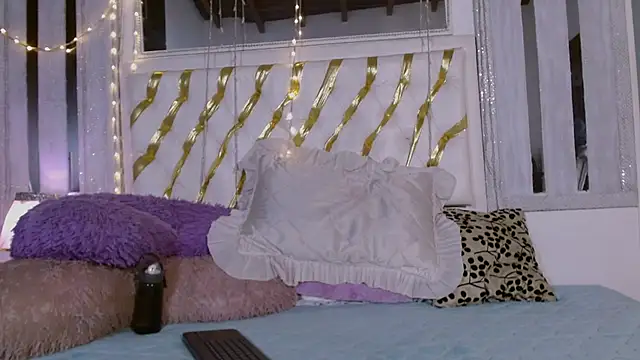 ian smith  online show from March 6, 2026, 12:01 pm