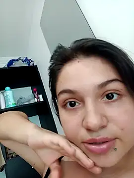 Alice BigBoobs Milk online show from March 26, 2026, 6:57 pm