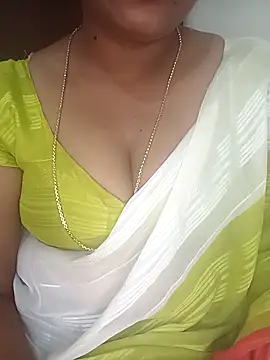 Snapshot of Chinnima143 chatting on March 20, 2026, 4:28 am Chinnima143 online show from March 20, 2026, 4:28 am