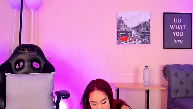 victoriazans online show from July 31, 2026, 12:04 pm