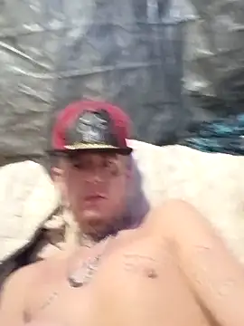 Snapshot of whitetrashsag420 chatting on February 5, 2026, 10:42 am whitetrashsag420 online show from February 5, 2026, 10:42 am