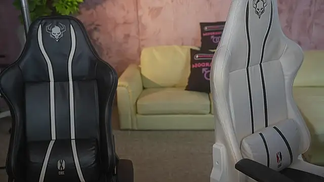 Zlata Sky online show from December 1, 2025, 7:41 pm