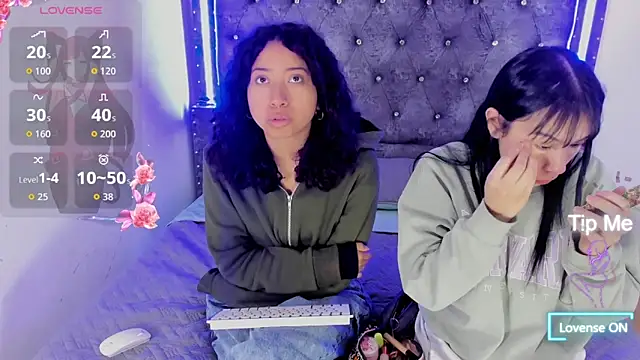 Naughty Elegance online show from February 5, 2026, 11:48 am