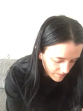 LeonieClaire online show from March 14, 2026, 12:21 pm