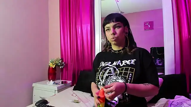 vanesa bobs online show from March 22, 2026, 3:21 am