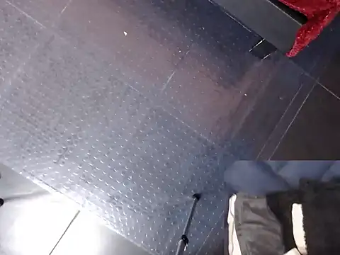 Lia tomson online show from February 13, 2026, 6:59 pm