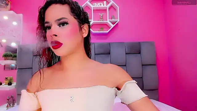 ManuelaJohnson online show from May 9, 2026, 12:32 pm
