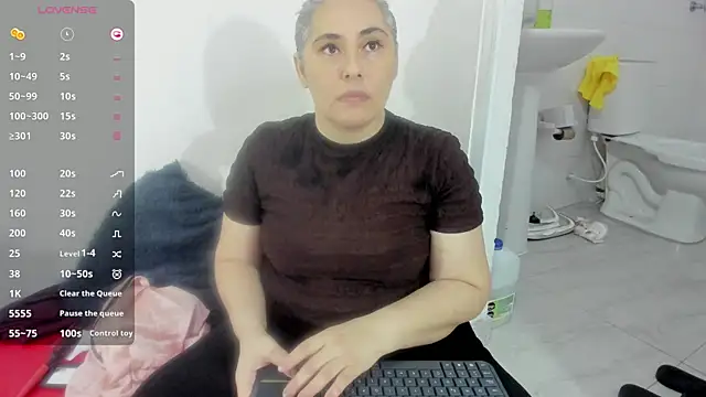 mature gold1 online show from April 25, 2026, 12:30 pm