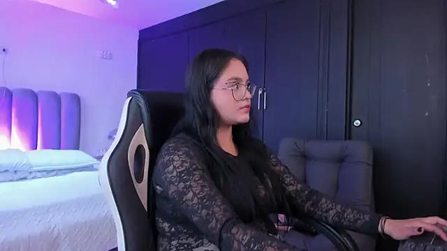 NatashaJenson online show from February 5, 2026, 1:16 pm