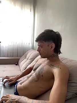 ruffvip online show from March 9, 2026, 1:37 pm