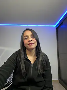 paula lopez   online show from July 23, 2026, 11:24 pm