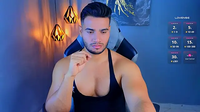 AndresRodriguez1 online show from April 28, 2026, 11:48 am