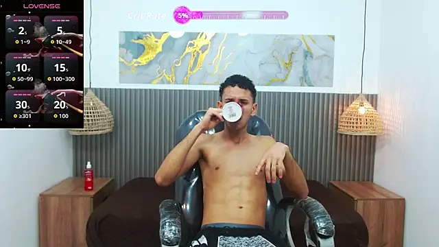 JDWhite18 online show from February 23, 2026, 2:42 am