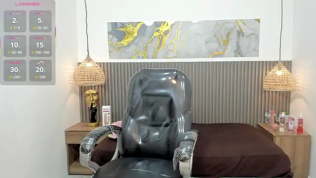 JDWhite18 online show from April 25, 2026, 3:31 am