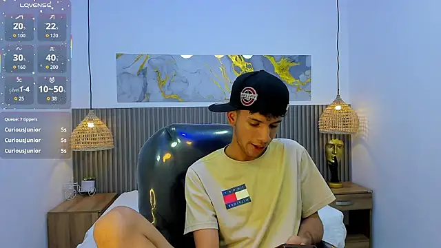 JDWhite18 online show from August 3, 2026, 9:04 am