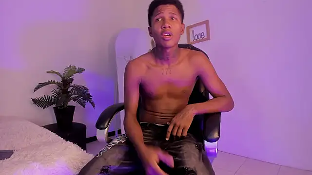 im oleiderr online show from March 2, 2026, 4:14 am