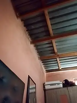 Sexyleonx online show from March 10, 2026, 7:35 am