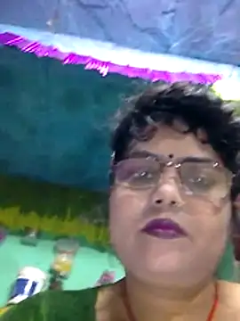 rasim sexe online show from February 17, 2026, 4:35 pm