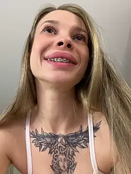 ElyseeXXX online show from February 19, 2026, 10:28 pm