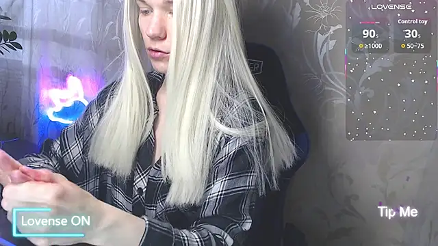 Shiny Victoria online show from April 30, 2026, 7:58 am