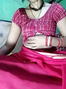 Snapshot of Royal_hotti0011 chatting on May 12, 2026, 7:49 am Royal hotti0011 online show from May 12, 2026, 7:49 am