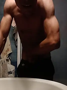 MrMancino online show from February 5, 2026, 1:27 pm