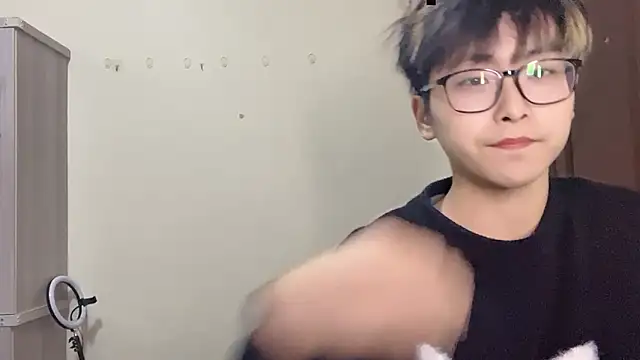 zijunzbzs online show from February 2, 2026, 11:20 am