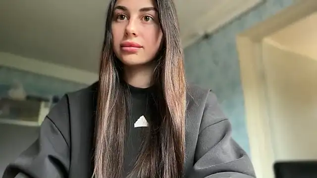 LiluMartiznir online show from June 2, 2026, 11:34 am