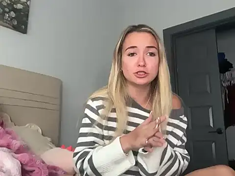 kelseyblu online show from April 30, 2026, 10:25 pm