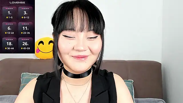 Snapshot of Norinorika chatting on February 25, 2026, 11:25 pm Norinorika online show from February 25, 2026, 11:25 pm