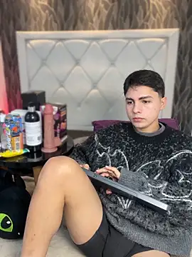 Samu Hott online show from February 25, 2026, 8:18 pm