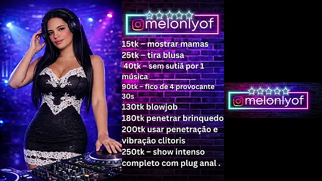 Snapshot of MelOnlyOf chatting on February 22, 2026, 10:19 pm MelOnlyOf online show from February 22, 2026, 10:19 pm