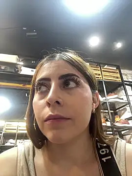 lilasun17 online show from February 17, 2026, 11:55 pm