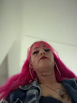 Karolaiin LS online show from February 17, 2026, 7:42 pm