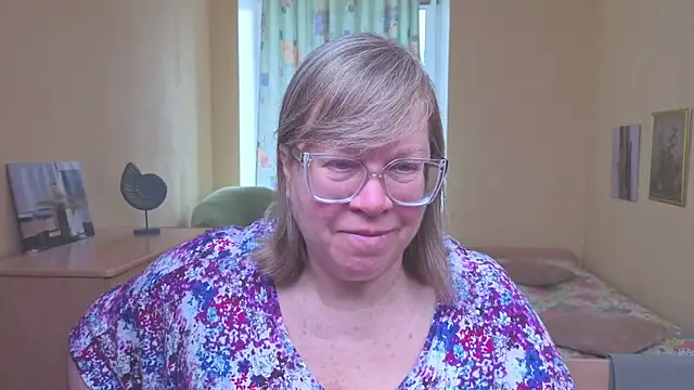 Emma Eclipsee online show from February 12, 2026, 8:53 am