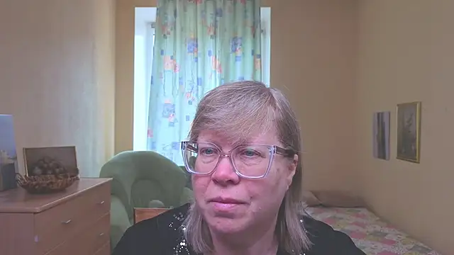 Emma Eclipsee online show from March 21, 2026, 11:59 am