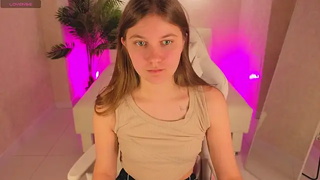 AriaMidnight online show from February 4, 2026, 1:22 am