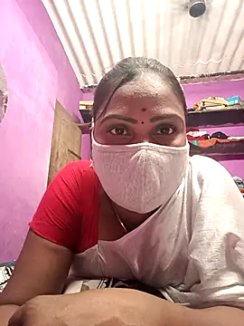 Snapshot of Tamil_Hot_Nisha chatting on April 8, 2026, 5:51 am Tamil Hot Nisha online show from April 8, 2026, 5:51 am