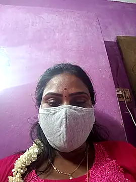 Snapshot of Tamil_Hot_Nisha chatting on April 25, 2026, 6:49 pm Tamil Hot Nisha online show from April 25, 2026, 6:49 pm