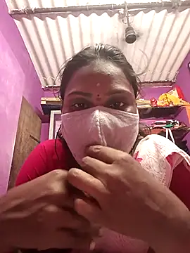 Snapshot of Tamil_Hot_Nisha chatting on April 27, 2026, 9:18 am Tamil Hot Nisha online show from April 27, 2026, 9:18 am