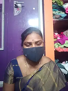 Snapshot of Tamil_Hot_Nisha chatting on April 29, 2026, 6:03 pm Tamil Hot Nisha online show from April 29, 2026, 6:03 pm
