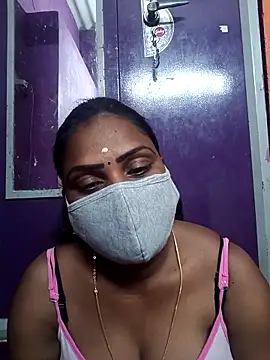 Snapshot of Tamil_Hot_Nisha chatting on May 8, 2026, 4:56 pm Tamil Hot Nisha online show from May 8, 2026, 4:56 pm