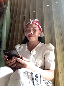 lena-cute online show from April 30, 2026, 6:20 am