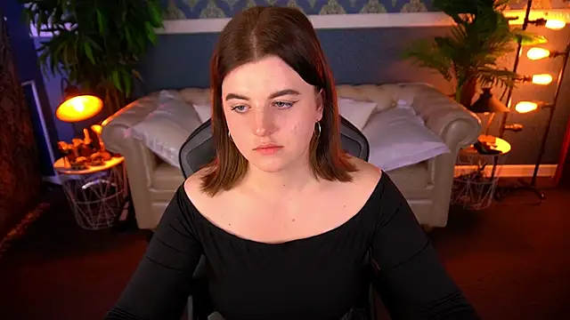 KristiFoxy online show from June 20, 2026, 12:30 pm