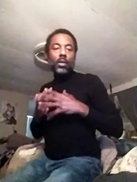 Snapshot of Joecool1009 chatting on March 17, 2026, 8:06 am Joecool1009 online show from March 17, 2026, 8:06 am